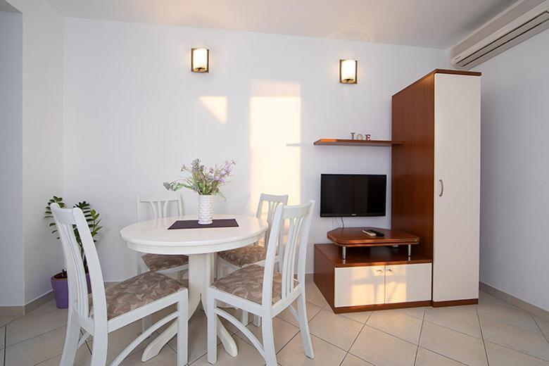 Apartments Marija Brela Kültér fotó